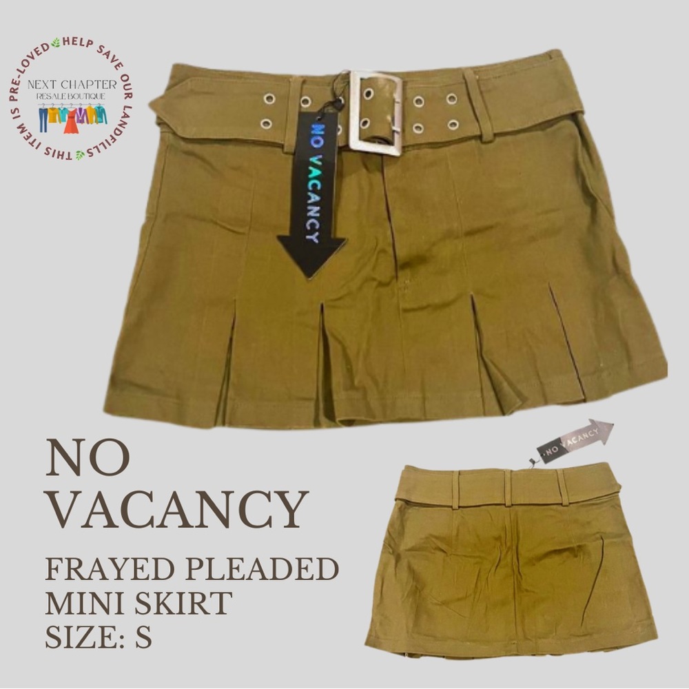 NWT No Vacancy prayed pleaded mini skirt. Size small